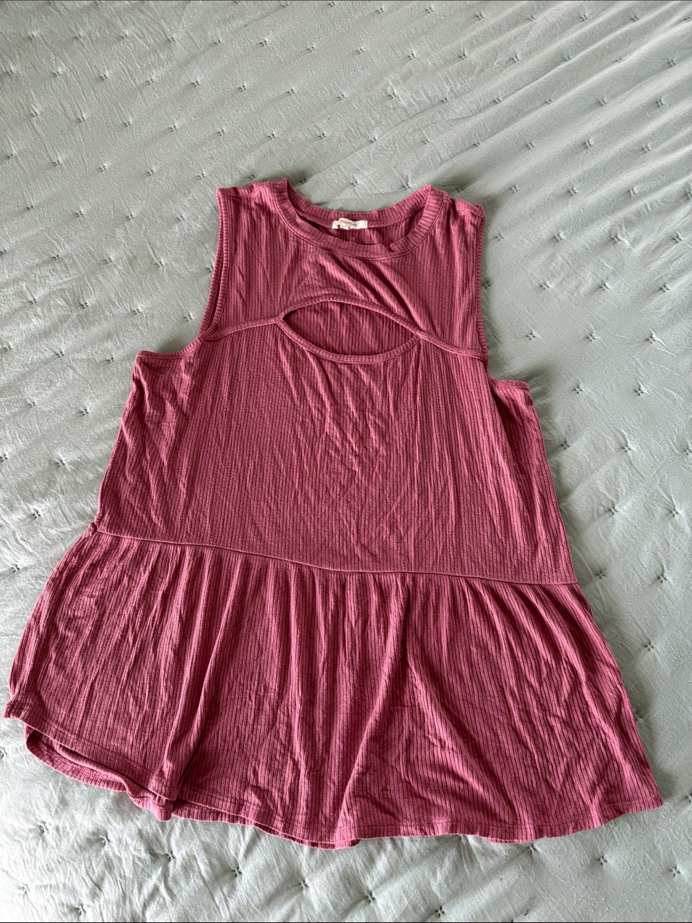 Maurices Mauve Ribbed Keyhole Peplum Tank